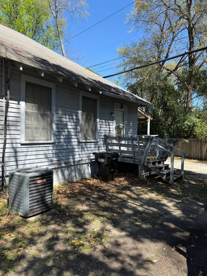Apartment for rent at 2703 17th Ave, Columbus, GA 31901