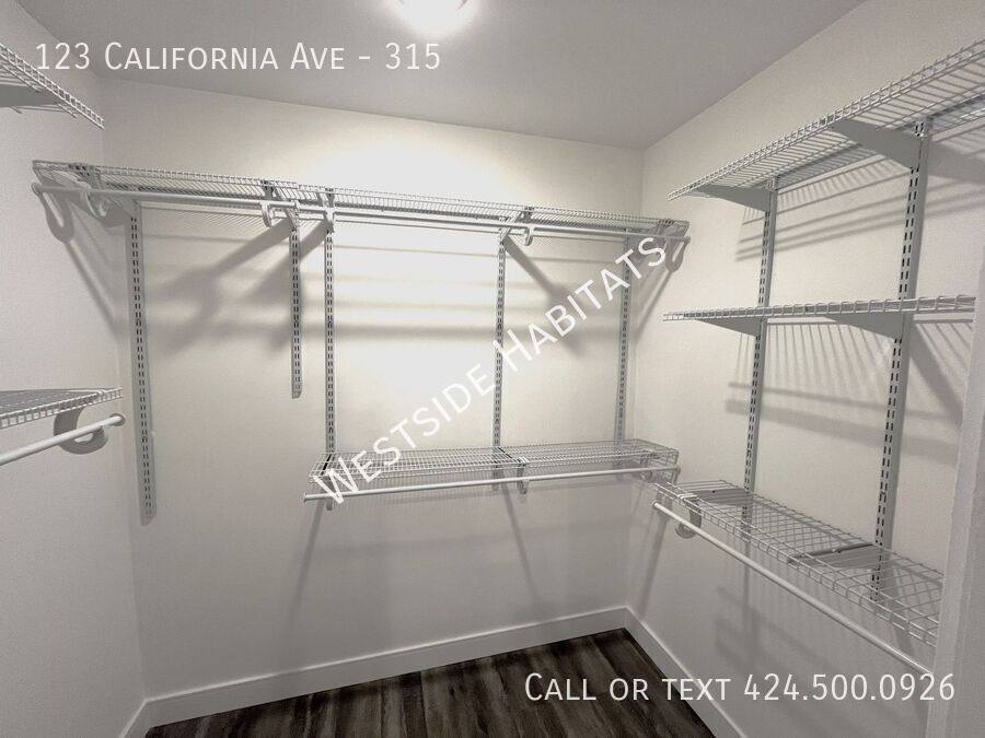 Apartment for rent at 123 California Ave #315, Santa Monica, CA 90403