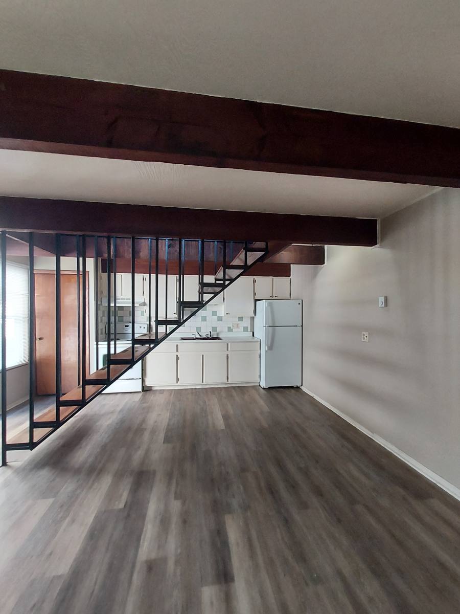 Apartment for rent at 47 Spring St #C, Newark, OH 43055