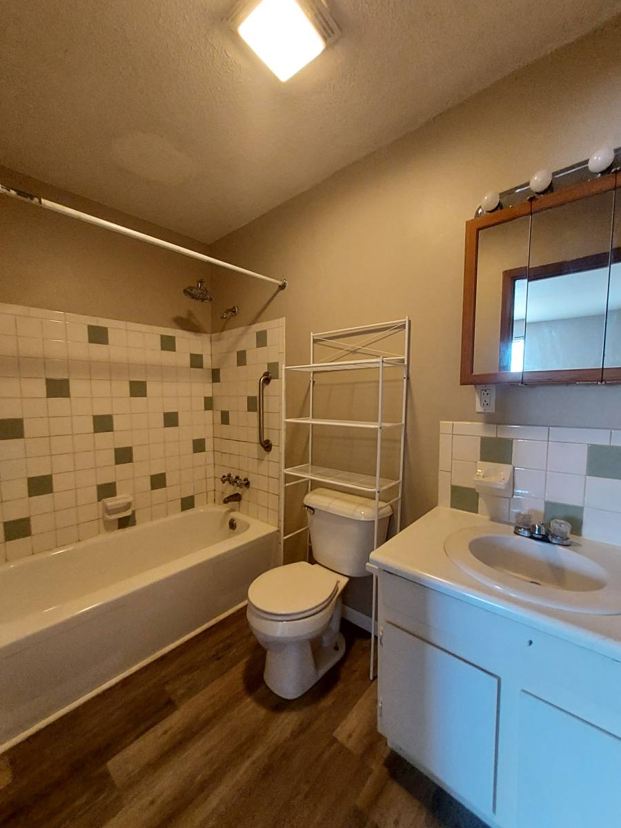 Apartment for rent at 47 Spring St #C, Newark, OH 43055