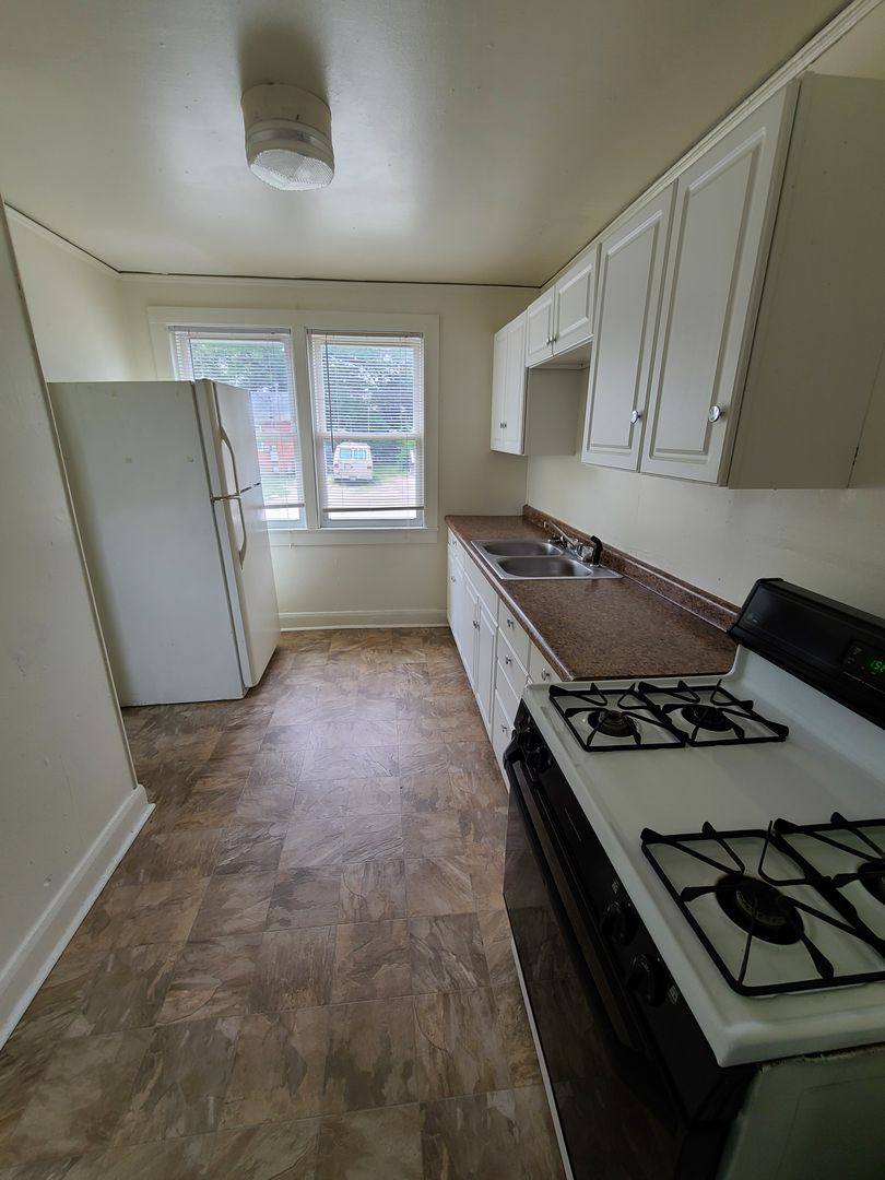 Apartment for rent at 1909-1913 N Madison, Junction City, KS 66441