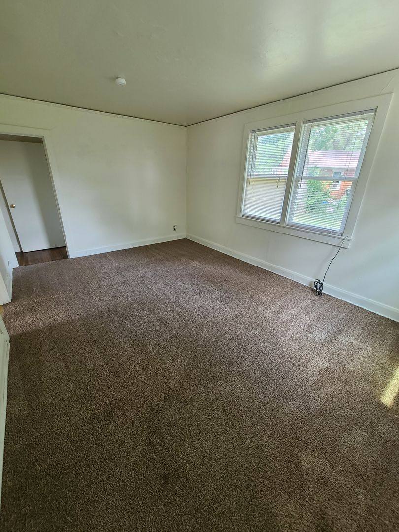 Apartment for rent at 1909-1913 N Madison, Junction City, KS 66441
