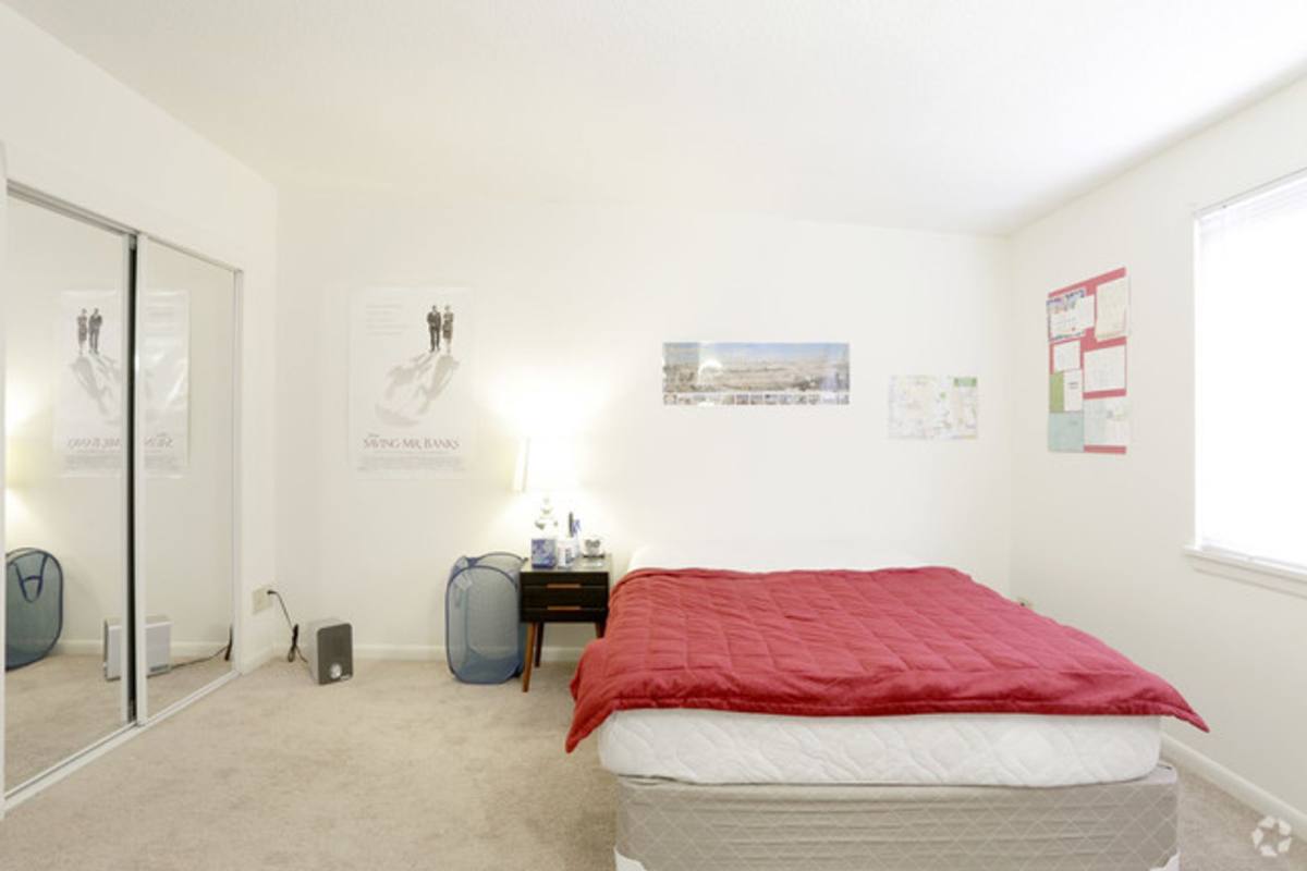 Apartment for rent at 1402 N McKinley Ave, Champaign, IL 61821