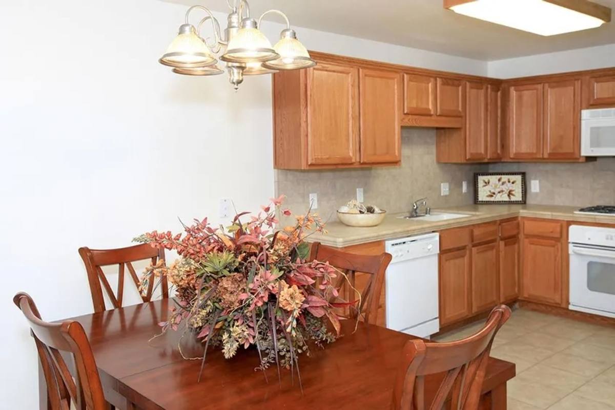 Apartment for rent at 8755 N Chestnut Ave, Fresno, CA 93720