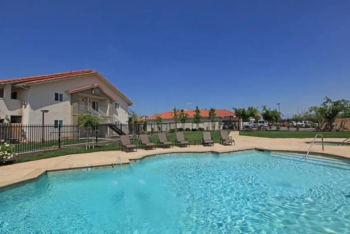 Apartment for rent at 8755 N Chestnut Ave, Fresno, CA 93720