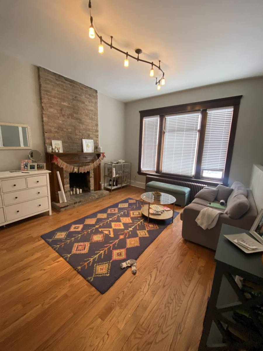 Apartment for rent at 1008 W Altgeld #1, Chicago, IL 60614