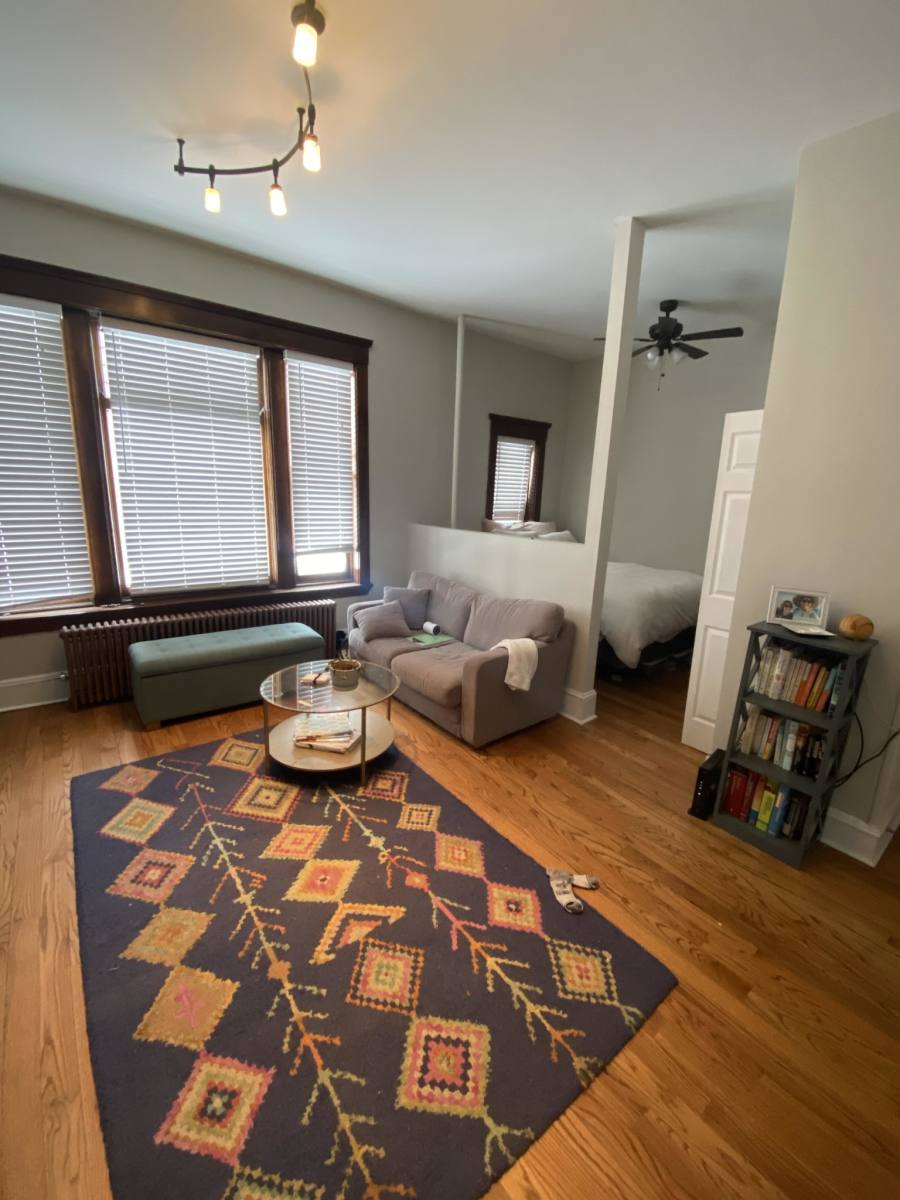 Apartment for rent at 1008 W Altgeld #1, Chicago, IL 60614