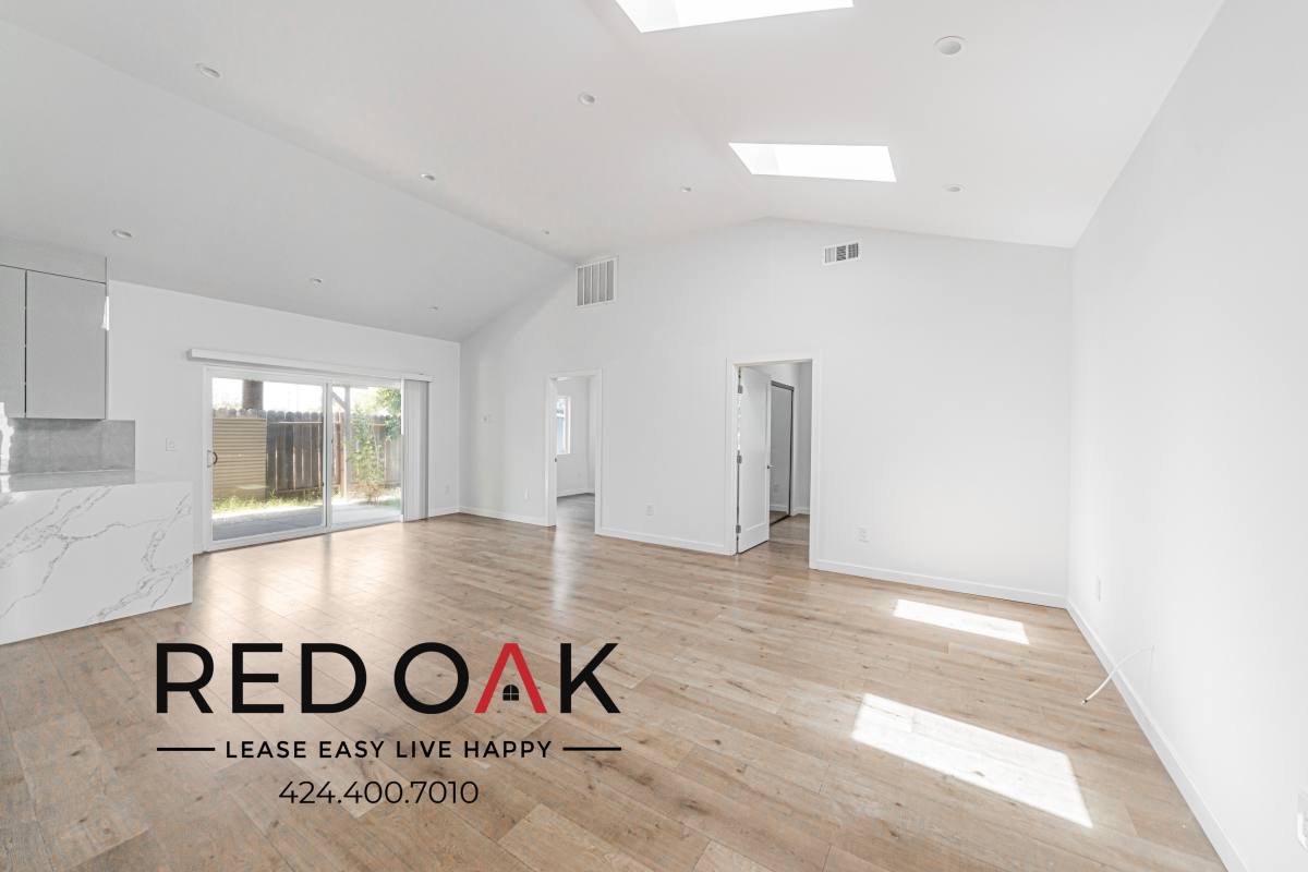 Condo for rent at 11028 Califa St, North Hollywood, CA 91601