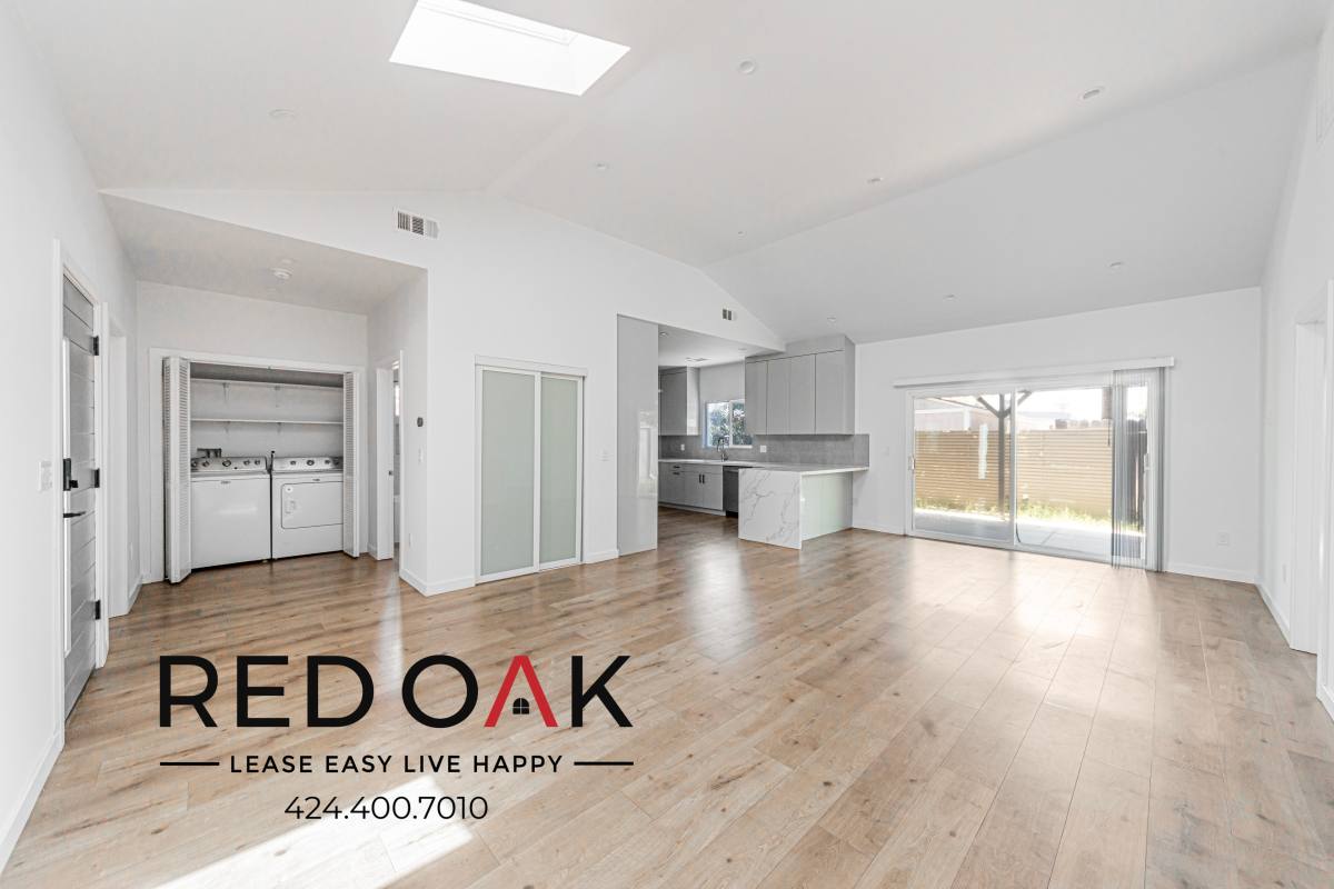 Condo for rent at 11028 Califa St, North Hollywood, CA 91601