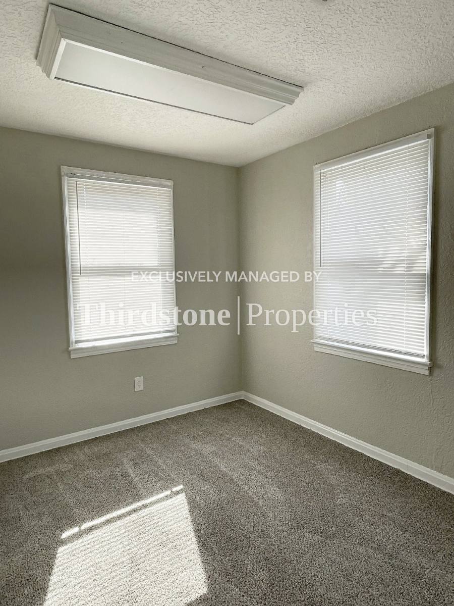 Apartment for rent at 318 E 19th St, Jacksonville, FL 32206