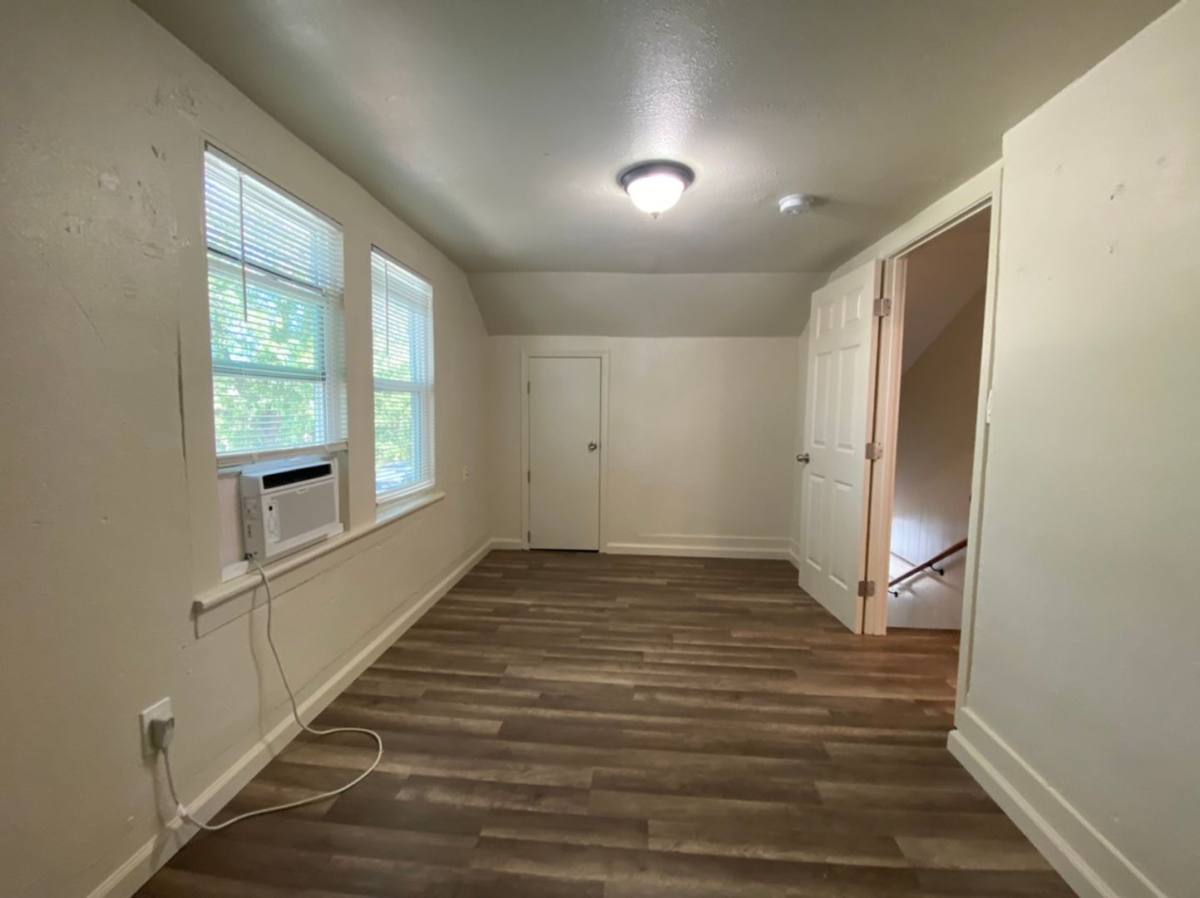 Apartment for rent at 150 Burney St, Modesto, CA 95354