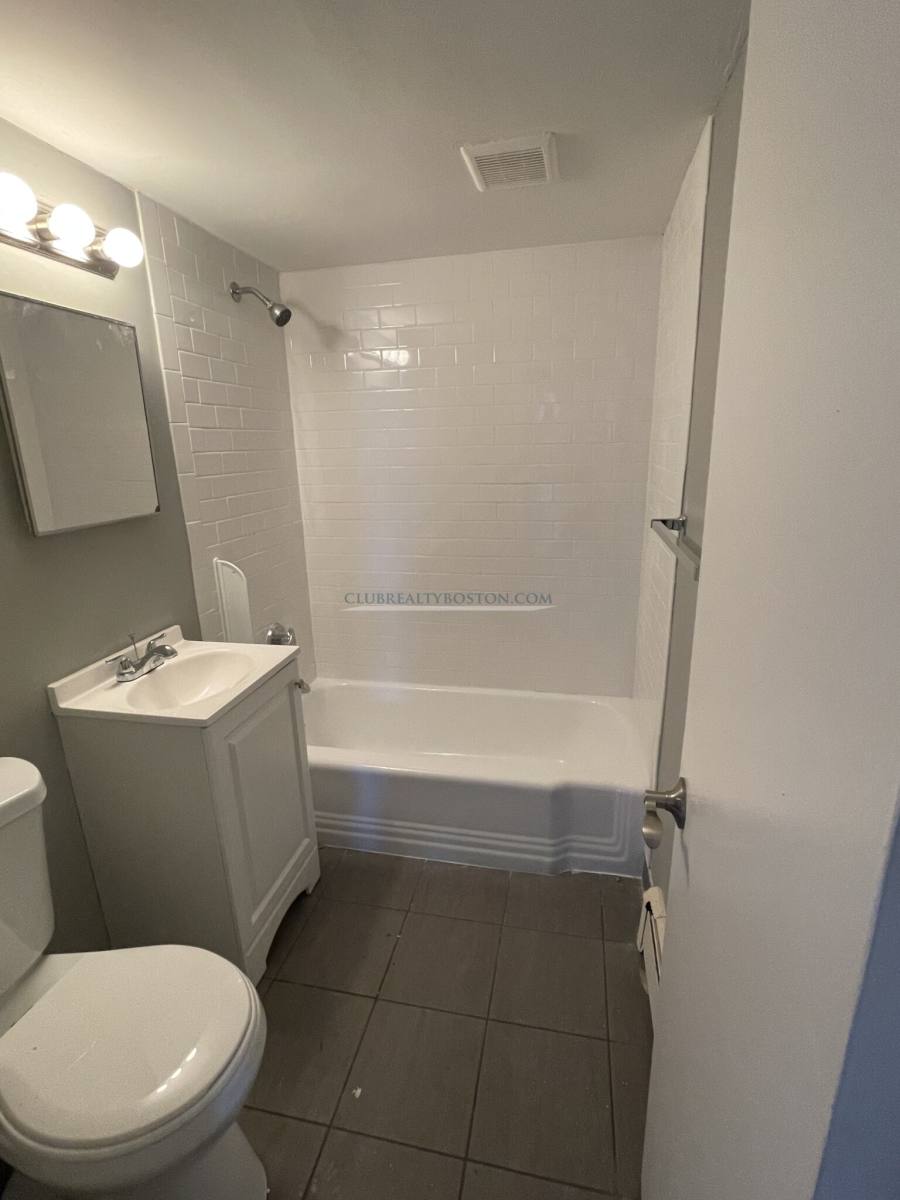 Apartment for rent at 14 Riverside St #3, Watertown, MA 02472
