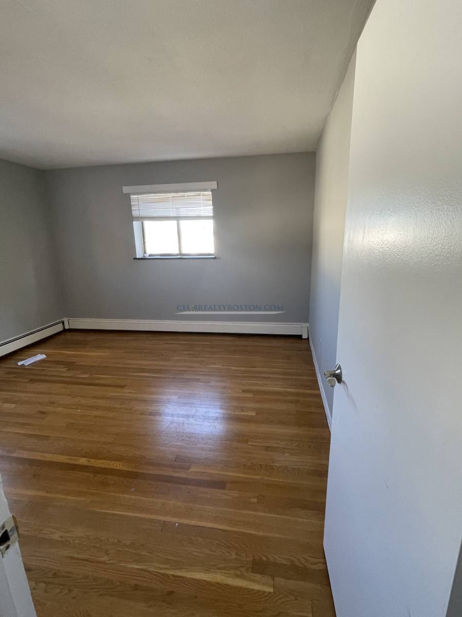 Apartment for rent at 14 Riverside St #3, Watertown, MA 02472