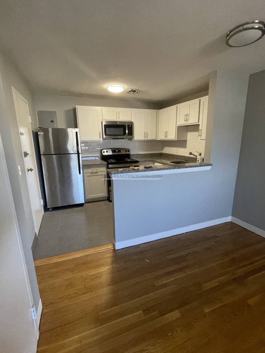 Apartment for rent at 14 Riverside St #3, Watertown, MA 02472