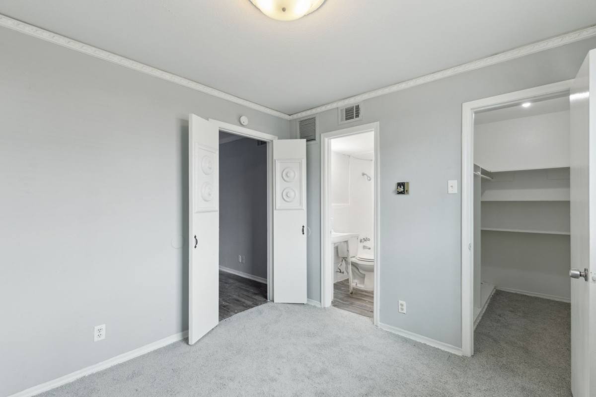 Apartment for rent at 308 E 8th St #102, Dallas, TX 75203