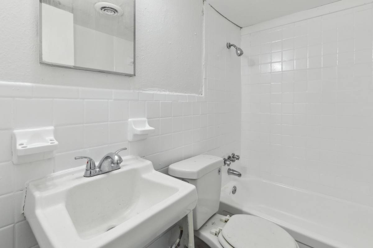 Apartment for rent at 308 E 8th St #102, Dallas, TX 75203