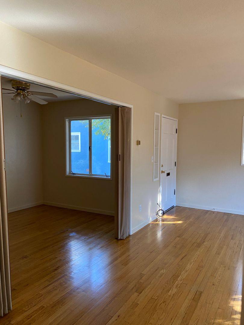 Townhouse for rent at 1412 Cahill Ave, Turlock, CA 95380