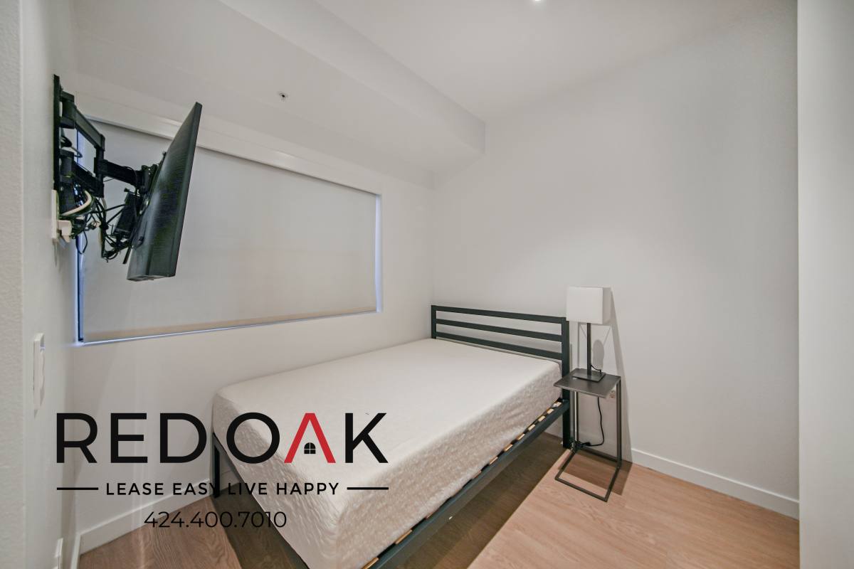 Condo for rent at 11649 Mayfield Ave #4A, Los Angeles, CA 90049