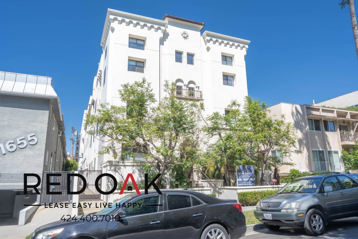 Condo for rent at 11649 Mayfield Ave #4A, Los Angeles, CA 90049