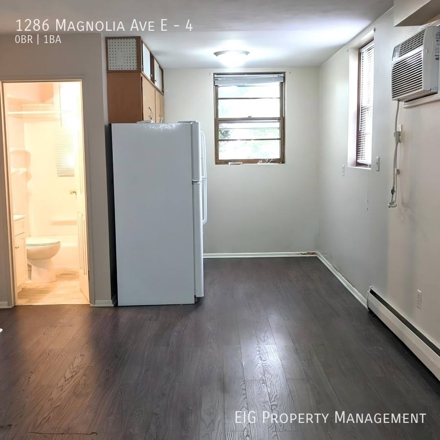 Apartment for rent at 1286 Magnolia Ave E #4, Saint Paul, MN 55106