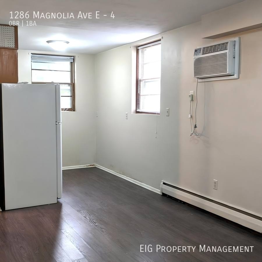 Apartment for rent at 1286 Magnolia Ave E #4, Saint Paul, MN 55106