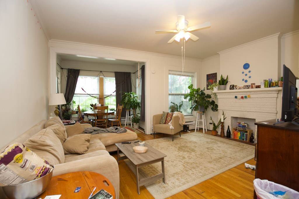 Apartment for rent at 312 12 Lee #3, Evanston, IL 60202
