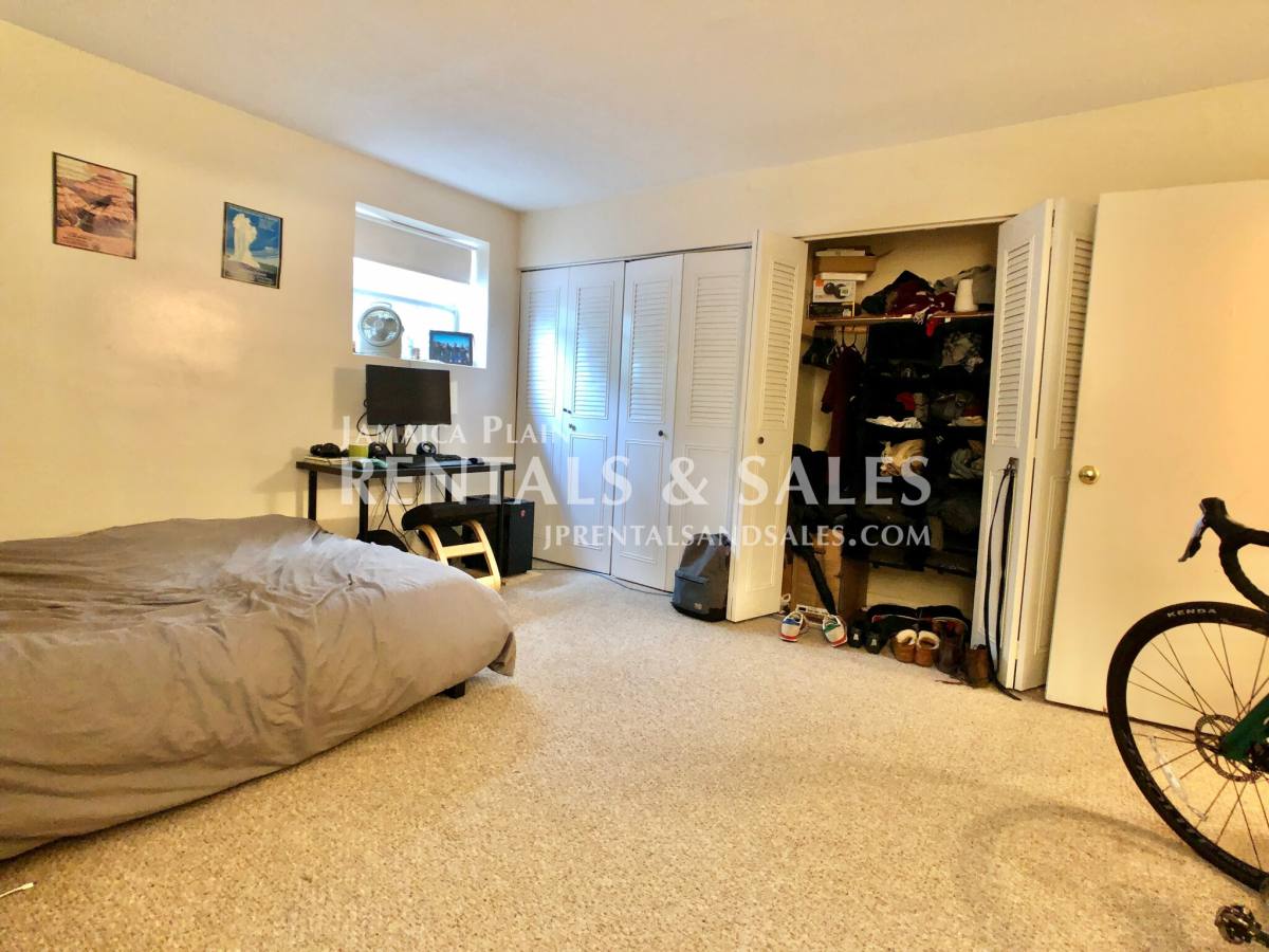 Apartment for rent at 804 Centre St #2, Jamaica Plain, MA 02130