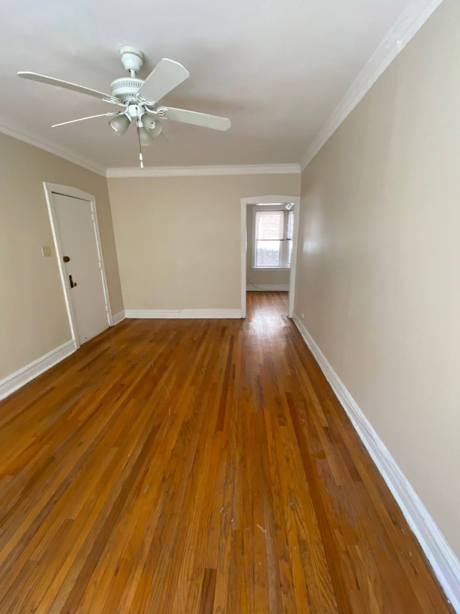 Apartment for rent at 1961 W Foster #3, Chicago, IL 60640