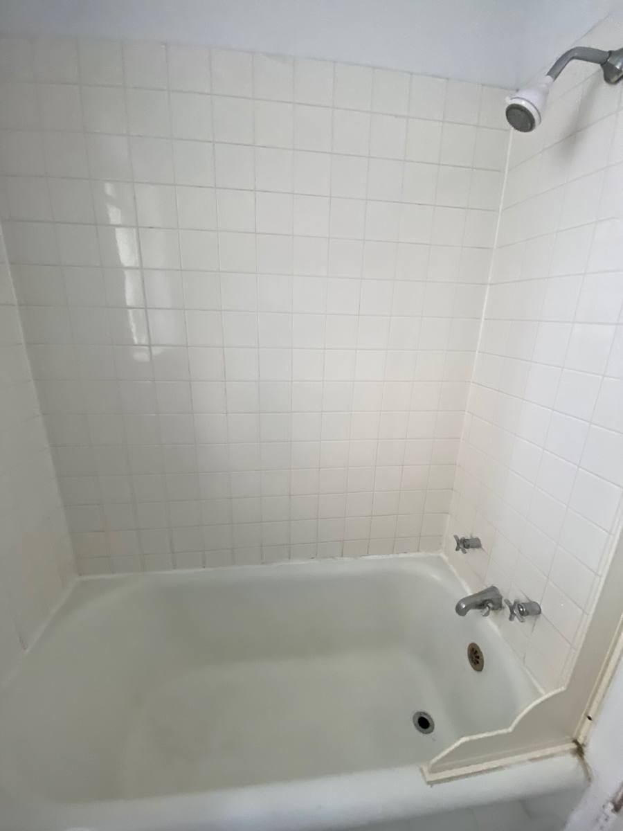 Apartment for rent at 1961 W Foster #3, Chicago, IL 60640