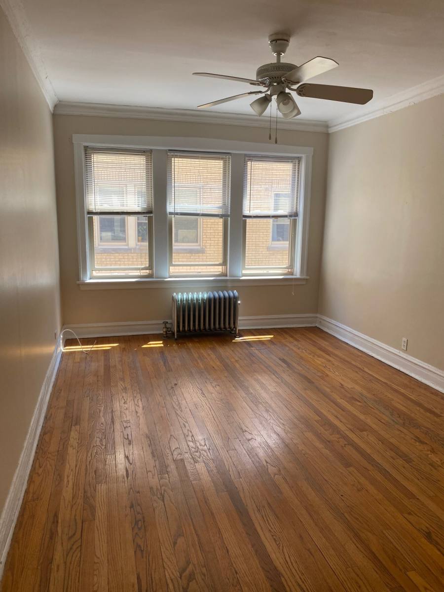 Apartment for rent at 1961 W Foster #3, Chicago, IL 60640