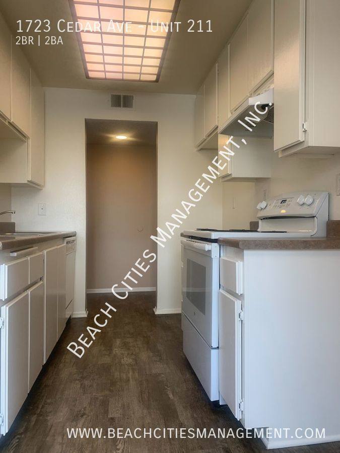 Condo for rent at 1723 Cedar Ave #211, Long Beach, CA 90813