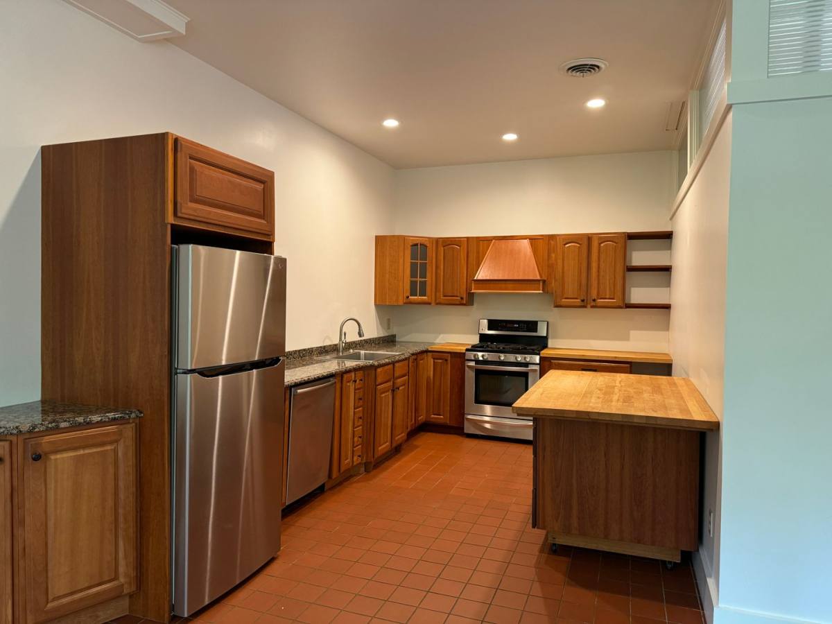 Apartment for rent at 1490 & 1494 Beaver Meadow Rd, Norwich, VT 05055