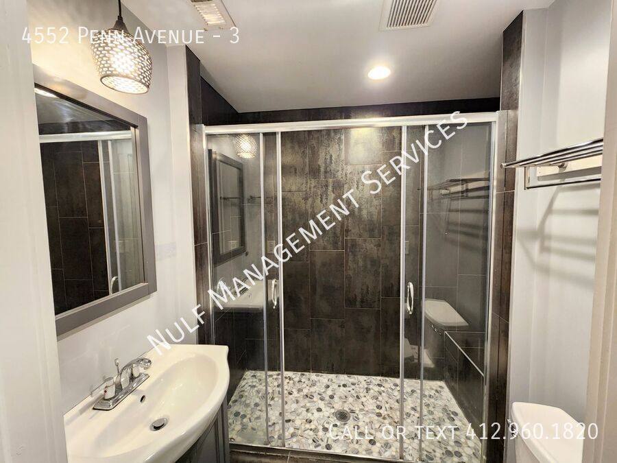 Apartment for rent at 4552 Penn Ave #3, Pittsburgh, PA 15224