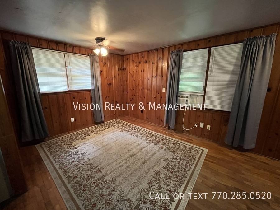 Apartment for rent at 121 Howell Rd #B, Carrollton, GA 30117
