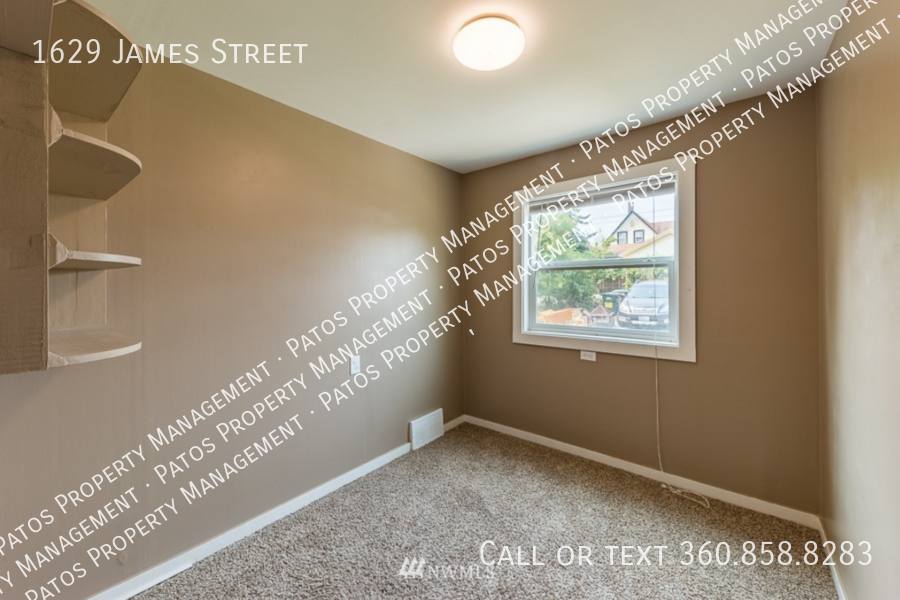 Apartment for rent at 1629 James St, Bellingham, WA 98225