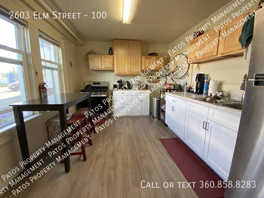 Apartment for rent at 2603 Elm St #100, Bellingham, WA 98225