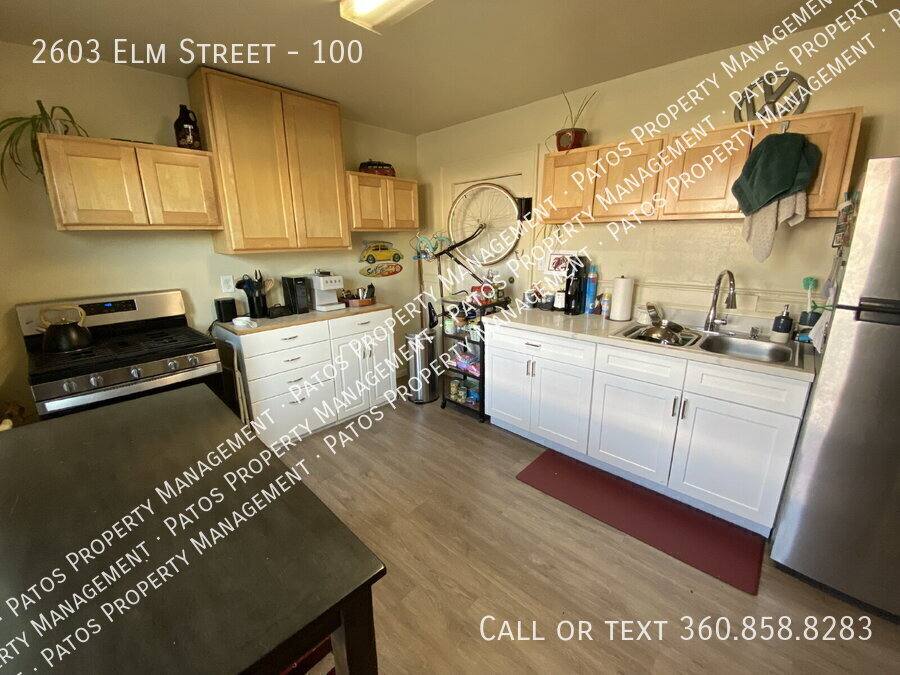 Apartment for rent at 2603 Elm St #100, Bellingham, WA 98225
