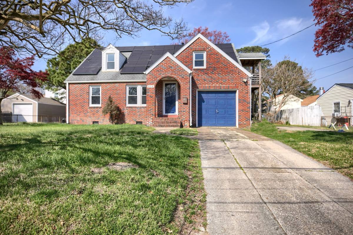 House for rent at 804 City Park Ave #B, Portsmouth, VA 23701