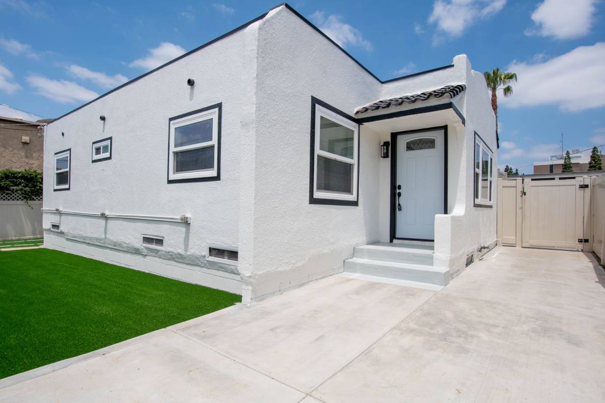 House for rent at 6352 Holabird St, San Diego, CA 92120