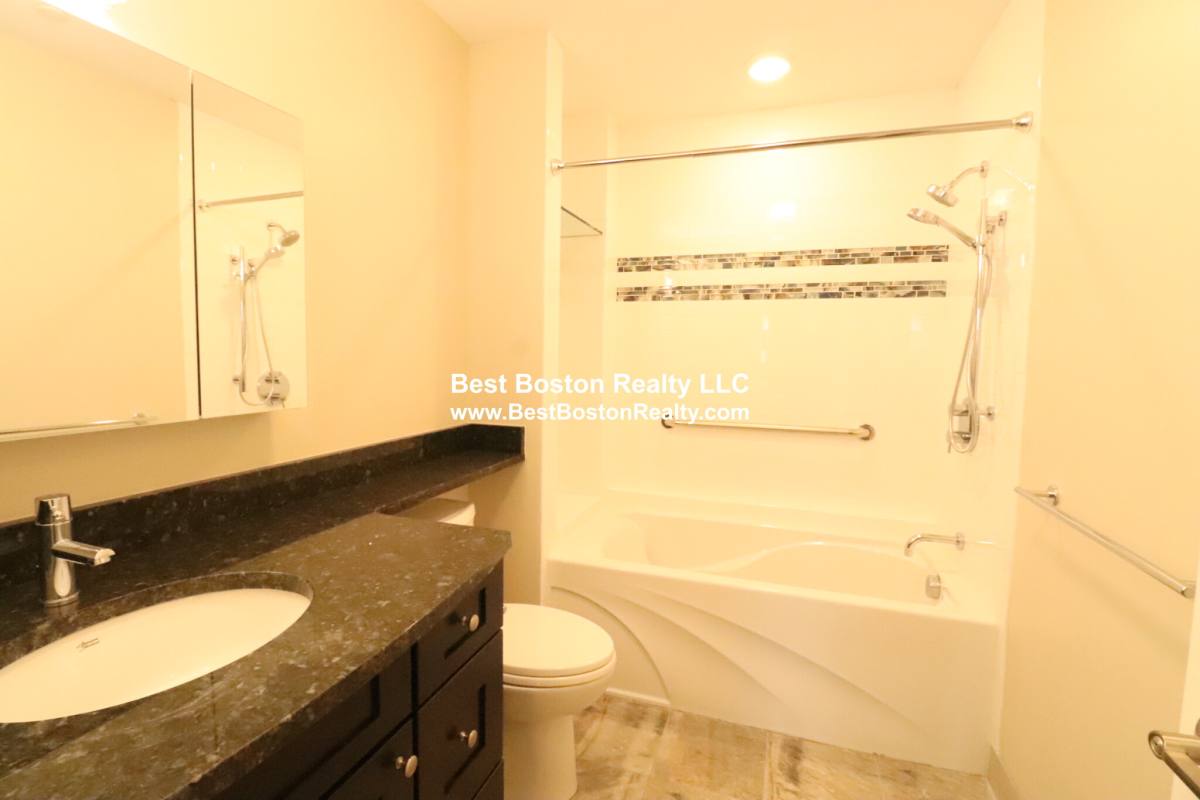 Apartment for rent at 286 Main #104, Woburn, MA 01801