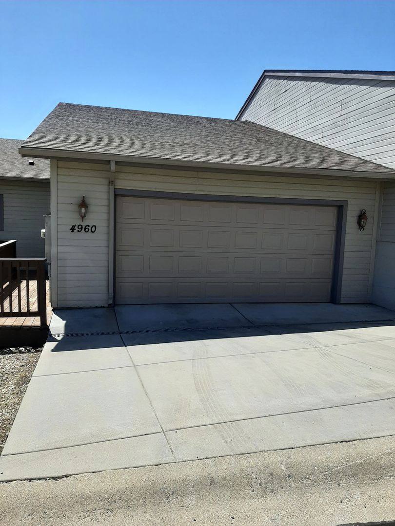 House for rent at 4960 Summit Circle, Prescott, AZ 86301