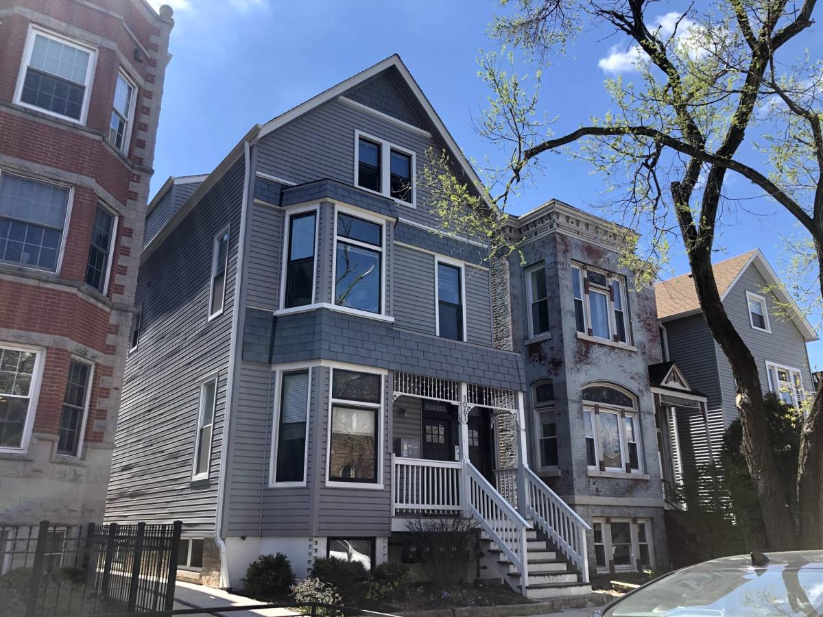 Condo for rent at 1061 W Cornelia Ave #1F, Chicago, IL 60657