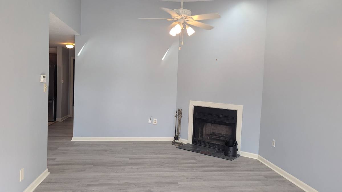 Townhouse for rent at 17 Coventry Rd, Grafton, MA 01519