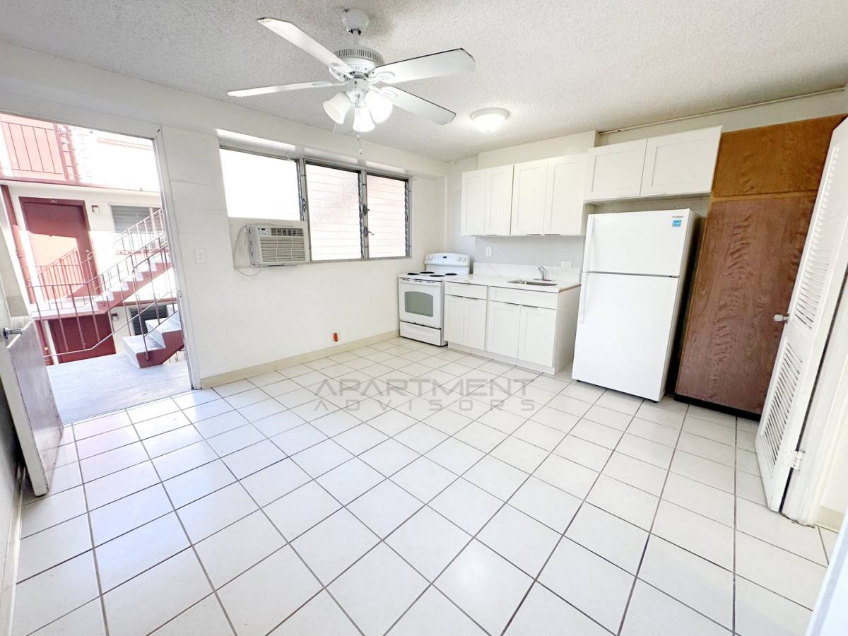 Apartment for rent at 2541 Kuhio Ave #301, Honolulu, HI 96815