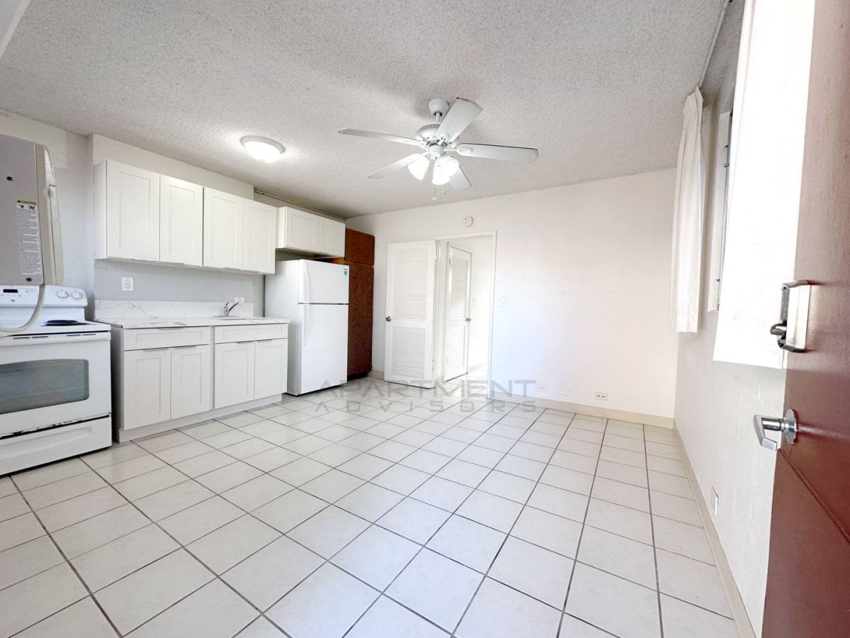 Apartment for rent at 2541 Kuhio Ave #301, Honolulu, HI 96815