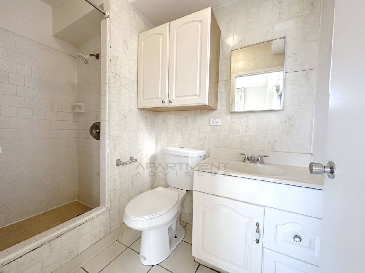 Apartment for rent at 2541 Kuhio Ave #301, Honolulu, HI 96815