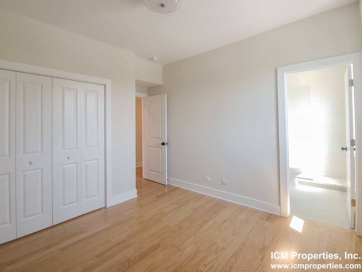 Apartment for rent at 2020 W Montrose #3B, Chicago, IL 60625
