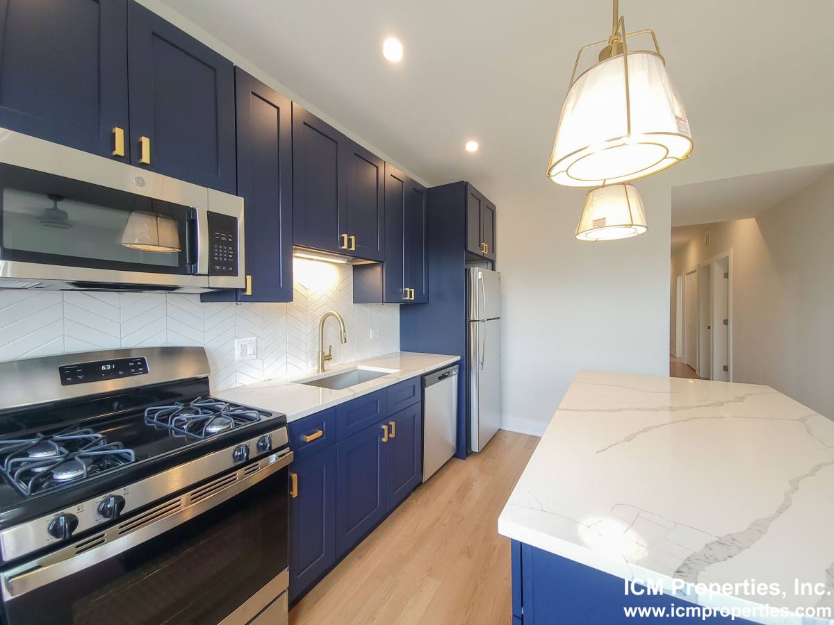 Apartment for rent at 2020 W Montrose #3B, Chicago, IL 60625