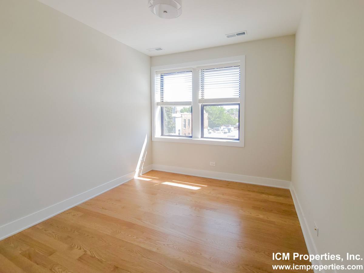Apartment for rent at 2020 W Montrose #3B, Chicago, IL 60625