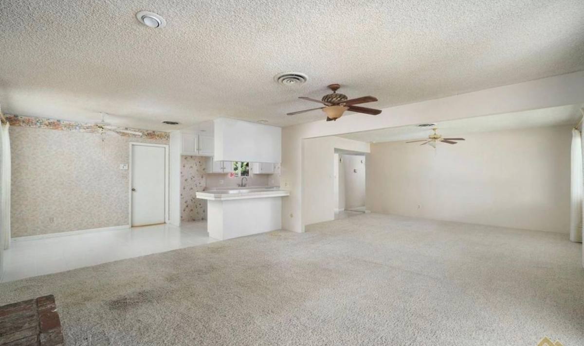 House for rent at 6604 Cherrywood Ave, Bakersfield, CA 93308